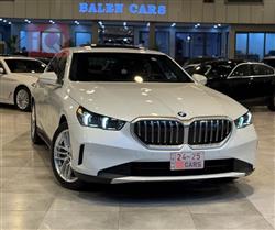 بی ئێم دەبڵیو سیریەس 5